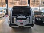 Mitsubishi Pajero-3