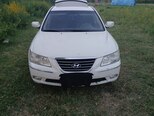 Hyundai Sonata-1