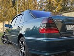 Mercedes C 200-8