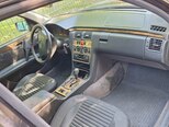 Mercedes E 240-3