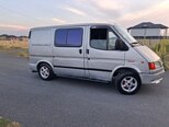 Ford Transit-9