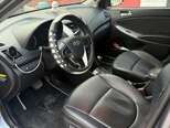 Hyundai Accent-6