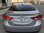 Hyundai Elantra-7