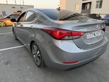 Hyundai Elantra-3
