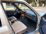 Mercedes 250 D-12