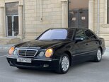 Mercedes E 240-3