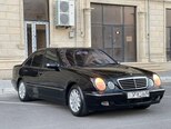 Mercedes E 240-7