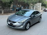 Hyundai Elantra-8