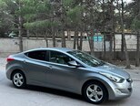 Hyundai Elantra-9