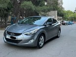 Hyundai Elantra-11