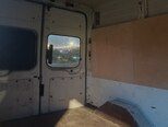 Ford Transit-9