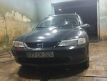 Opel Vectra-12