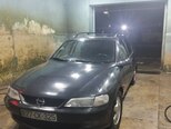 Opel Vectra-11