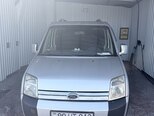 Ford Tourneo Connect-1