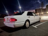 Mercedes E 240-6