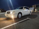 Mercedes E 240-11