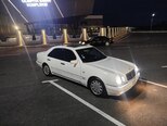 Mercedes E 240-10