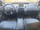 Toyota Prius-12