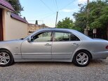Mercedes E 230-7