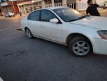 Nissan Altima-4