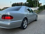 Mercedes E 320-6