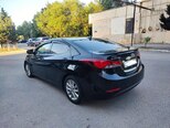 Hyundai Elantra-3