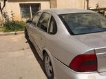 Opel Vectra-4