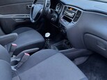 Kia Rio-10