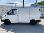 Ford Transit-6