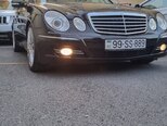 Mercedes E 220-2
