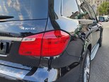 Mercedes GL 500 4MATIC-10