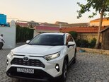 Toyota RAV4-16