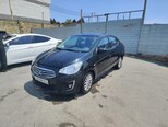 Mitsubishi Attrage-1