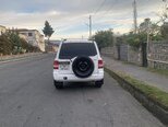 Mitsubishi Pajero io-6
