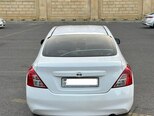 Nissan Sunny-4