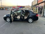 Nissan Tiida-15