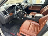 Volkswagen Touareg-11