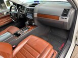 Volkswagen Touareg-15