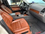 Volkswagen Touareg-14