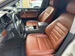 Volkswagen Touareg-12