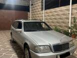 Mercedes C 220-11
