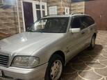 Mercedes C 220-12