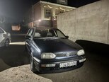 Volkswagen Golf-1
