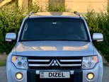 Mitsubishi Pajero-9