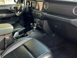 Jeep Wrangler-11