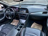 Hyundai Sonata-12