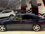 Mercedes E 240-5