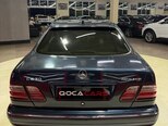 Mercedes E 240-10