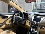 Hyundai Elantra-15