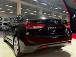 Hyundai Elantra-10